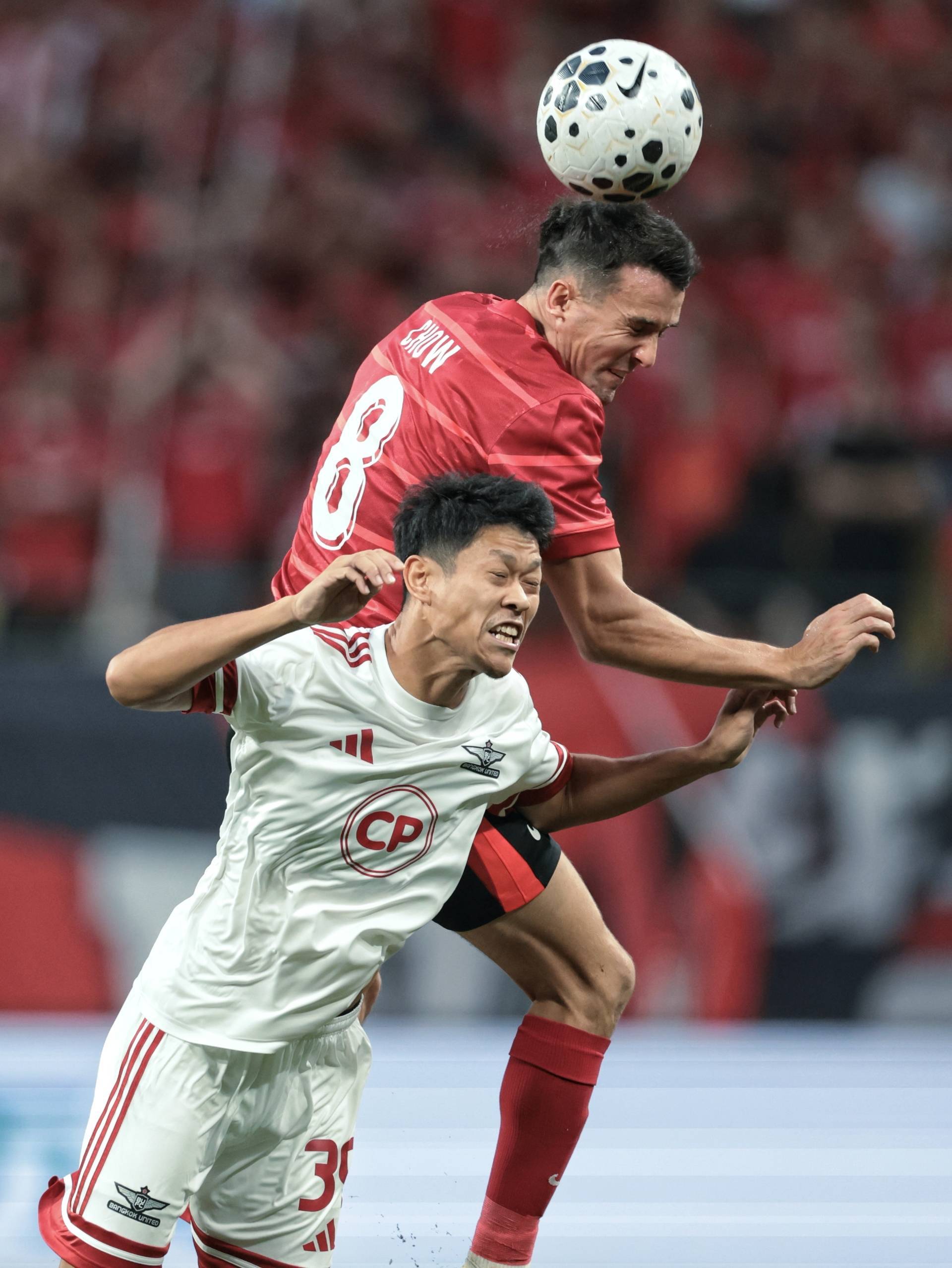 赛前体能课后，曼城手感冰凉备战欧联，压力陡增，赛季目标并未改变的简单介绍